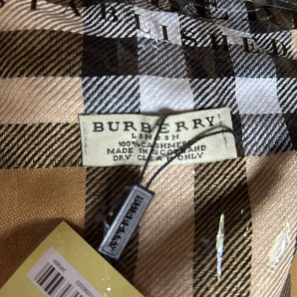 NWT Burberry Check Cashmere Scarf Tan Beetroot Classic Plaid